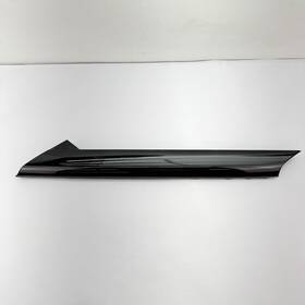 42779852 General Motors 21-2025 Chevy Trailblazer Right Side Windshield A Pillar Reveal Molding Trim Oem
