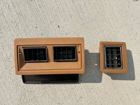 469061 General Motors 1978-1980 Chevrolet Monte Carlo El Camino Malibu Dash Vents - Tan Camel