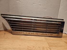 5956356 General Motors #5956356 Vintage Cadillac Rh Front Fender Parking Cornering Light Bezel Gm