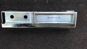 7305427 General Motors Vintage Buick Tape Player Face Plate