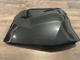 84460441 General Motors Used Driver S Side Rear Upper Bumper Cover For Chevy Traverse 18-21 Graphite