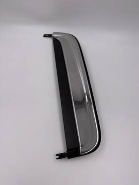 84841794 General Motors 2022 Chevrolet Silverado 1500 Ltz Right Hand Rear Passenger Chrome Applique
