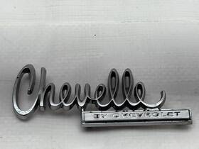 9834999 General Motors 1970 Chevelle Trunk Emblem Malibu Deck Lid Ornament Badge Trim Molding