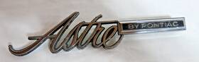 738996 General Motors Pontiac Division Astre 1974 75 76 1977 By Fender Emblem Script #738996 Oem Gm Vintage Usa