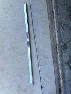 87712-b1000 Genesis 2016 Hyundai Sedan Front Door Lower Chrome Molding Right Side Oem