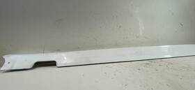 87751-g9000-uyh Genesis 2019-2023 G70 Left Side Rocker Panel Skirt Molding White Uyh # 104325