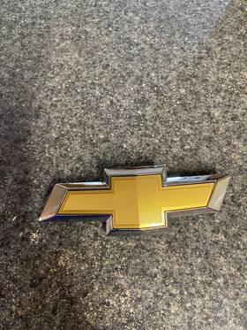 42475828 Gm For 2017-2020 Chevrolet Sonic Hatchback Front And Rear Bowtie Emblem Set Oem