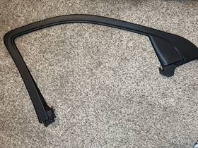 85534274 Gm Front Driver Side Door Window Garnish Molding Gmc Sierra At4