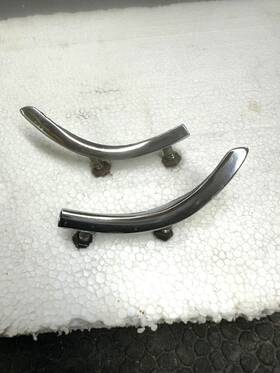 8792074-e Gm Oem 1970 -1972 Oldsmobile Cutlass Supreme Quarter Extension Moulding Trim R And L