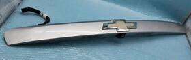 95426340 Gm 2017 2018 2019 2020 Chevy Trax Rear Liftgate Molding With Camera Silver Oem