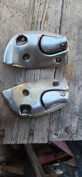 9715429 Gm 1968 69 Camaro Firebird Used Convertible Sun Visor Mount Bracket Set
