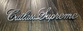 9878517 Gm 1973-1977 Oldsmobile Cutlass Supreme Trunk Emblem Used Oem