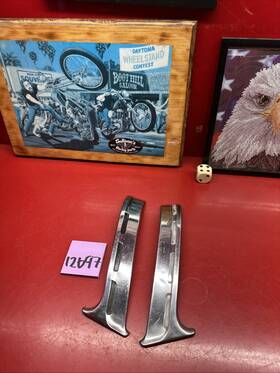 3759612 Gm/chevrolet 3759611 1955 Chevy Bel Air Convertible And Hardtop Paint Divider Nos
