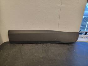 Gm Oem 84241760 18-23 Traverse Rear Door Exterior Trim-lower Molding