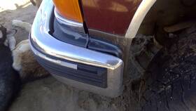 15740119 Gm Trucks 1995-2000 Chevy Tahoe Driver Left Moulding From Fender Oem Trim Strip Red 51u