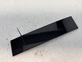 253988547 Gm Trucks 2019 - 2021 Chevrolet Silverado 1500 Rear Passenger Door Applique Molding Oem