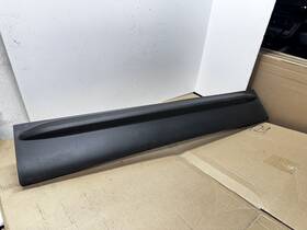 25824834 Gmc 2010-2017 Terrain Front Right Lower Door Trim Molding Oem Textured Used