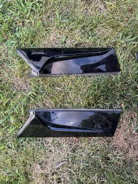 84268115 Gmc Terrain Tailgate Liftgate Spoiler Left Right Side Applique Molding 2018-2024