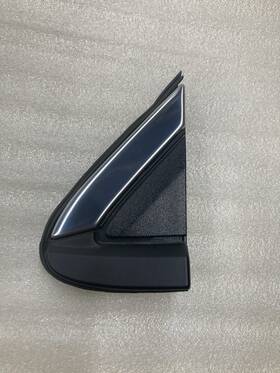 84408437 Gmc 2019-2023 Terrain Fender Upper Rear Molding
