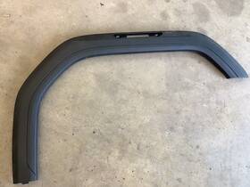 87835471 Gmc 2021 2022 2023 2024 Sierra 2500 3500 Front Right Fender Flare Molding Oem