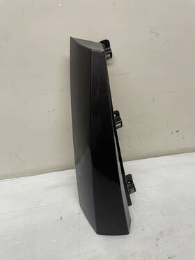 Ang82506 Gmc 2015 2016 2017 2018 2019 2020 Yukon Rear Liftgate Side D Pillar Moulding Lh