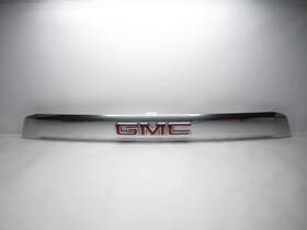 Anu36601 Gmc 2015-2020 Yukon Denali Tailgate Bumper Trim Molding Oem