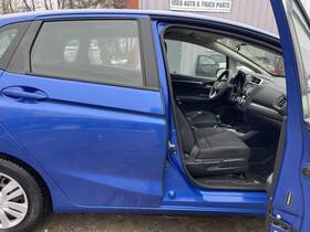 04635t5ra00 Honda 2015-2020 Fit Right Rocker With Post Blue Pc B593m 1.5l Mt Fwd 122k Lx 61886