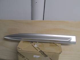 08p05-t7s-120 Honda Oem New 2016-22 Hr-v Body Side Molding Rear Right