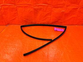 72735-sna-a01 Honda 06-11 Civic 4d Sedan - Passenger Right Rear Weather Strip Run Channel Oem #270