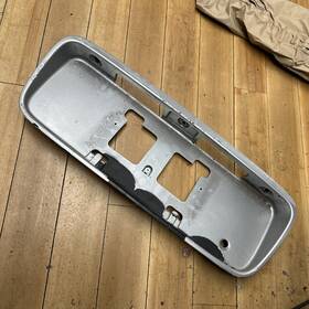74890-s03-000 Honda Used 96-00 Civic Hatchback Rear License Plate Back Trim Garnish Ek9 Silver