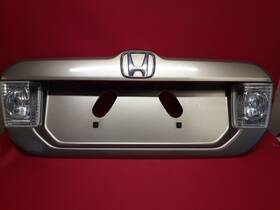 74890-s9v-a10 Honda 2008 Pilot Rear Trunk License Plate Molding Trim Panel Assembly