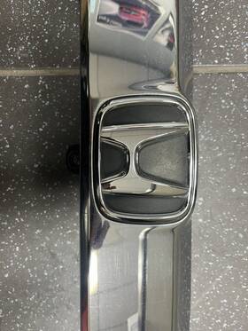 74890-szaa-97709-m1 Honda Pilot 2009 2015 Rear Liftgate Tailgate Chrome Molding Trim With Camera Oem