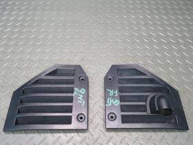 15106172 Hummer 2006 H2 Front Left And Right Fender Vent Grille Trim Molding Set Of 2
