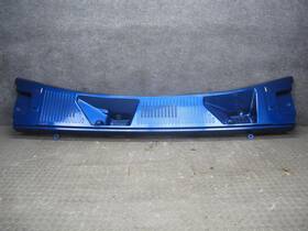 15211663 Hummer 2003-2009 H2 Windshield Wiper Cowl Vent Trim Panel Pacific Blue