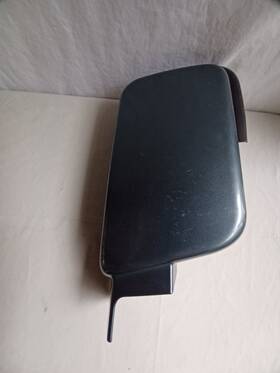 19120871 Hummer 2006-2010 H3 Air Cleaner Intake Cover Driver Side Used Scratches