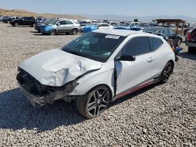 195.hy1x21 Hyundai Veloster 2021 Tail Finish Panel 7856947