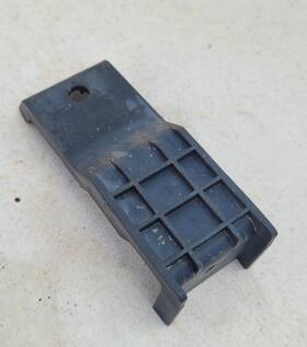 Hyundai 865373d000 Genuine Front Lower Bumper Cover Bracket Oem For 2002-2005 Sonata
