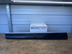 87723-s8200 Hyundai 2020-2022 Palisade Front Left Driver Side Door Lower Molding Oem