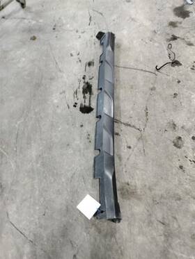 87752j9500pgy Hyundai 2018-2021 Kona Black Passenger Rocker Panel Moulding Oem