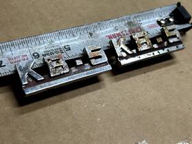 7188061764r1 Ihc 1947 1948 1949 Ih International Truck Kb-5 - Fender Emblems Pair Logo Emblem Set