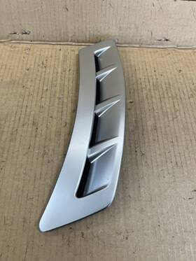 63824-1ca0a Infinity 2009-2013 Fx35 Fx37 Fx50 Qx70 Right Passenger Side Front Fender Vent