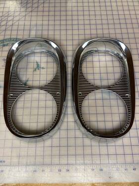 197936-r1 International Original Used 1958-61 Ih Truck Headlight Bezel