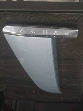 Cx23280b11a Jaguar 2012-2015 Xf Front Left Driver Fender Molding Trim Emblem 12 13 14 15