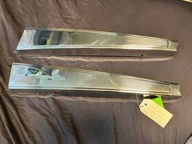 Hmb6081aa Jaguar 88-94 Xj6 Xj12 Vdp Xj40 Left Driver Side Exterior B-pillar Molding Dent