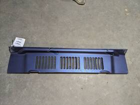 123.am8597 Jeep Wrangler Tj Hood Windshield Cowl Valance Panel 97-06 1172339