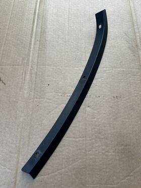 1mz76rxfac Jeep 11-2021 Grand Cherokee Rear Right Forward Wheel Arch Opening Molding