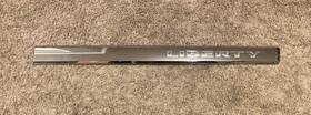 5515708aa Jeep 2007-2013 Liberty Right Front Door Chrome Trim Molding Oem Genuine