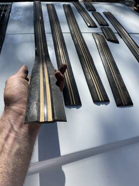 5da023mxr Jeep 86-92 Cherokee Xj 4dr Gold Side Moulding Exterior Trim