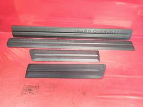 5hu14rxfad Jeep 2005 2006 Grand Cherokee Exterior Door Molding Trim Strips Black Full Set 5hu14rxfad Jeep 2005 2006 Grand Cherokee Exterior Door Molding Trim Strips Black Full Set