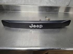 Ch1915136 Jeep 2008 - 2012 Liberty Lift Gate Handle Trim Moulding License Plate Black Oem